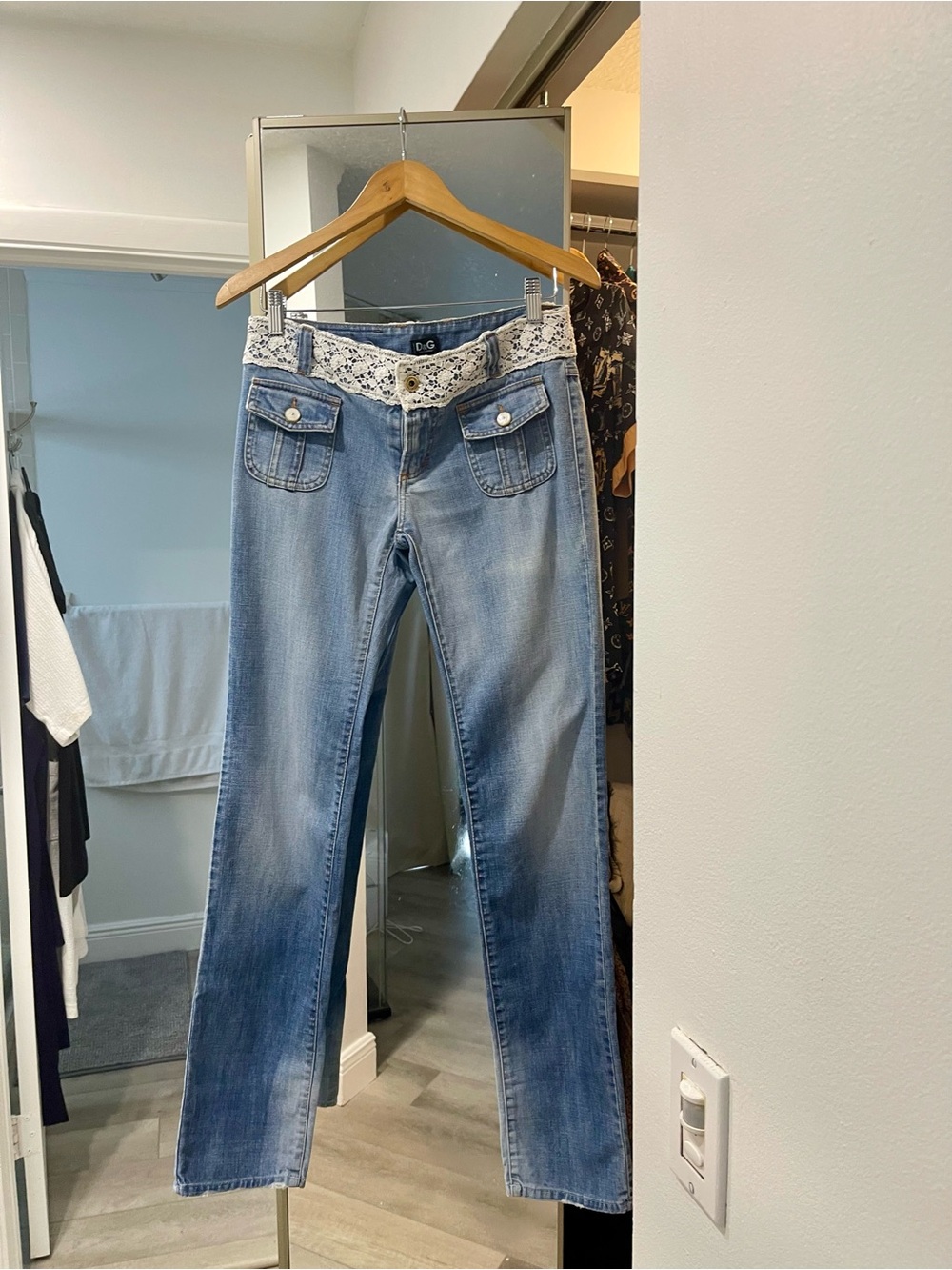 D&G Light Wash Straight Leg Jeans with Lace Trim Waist